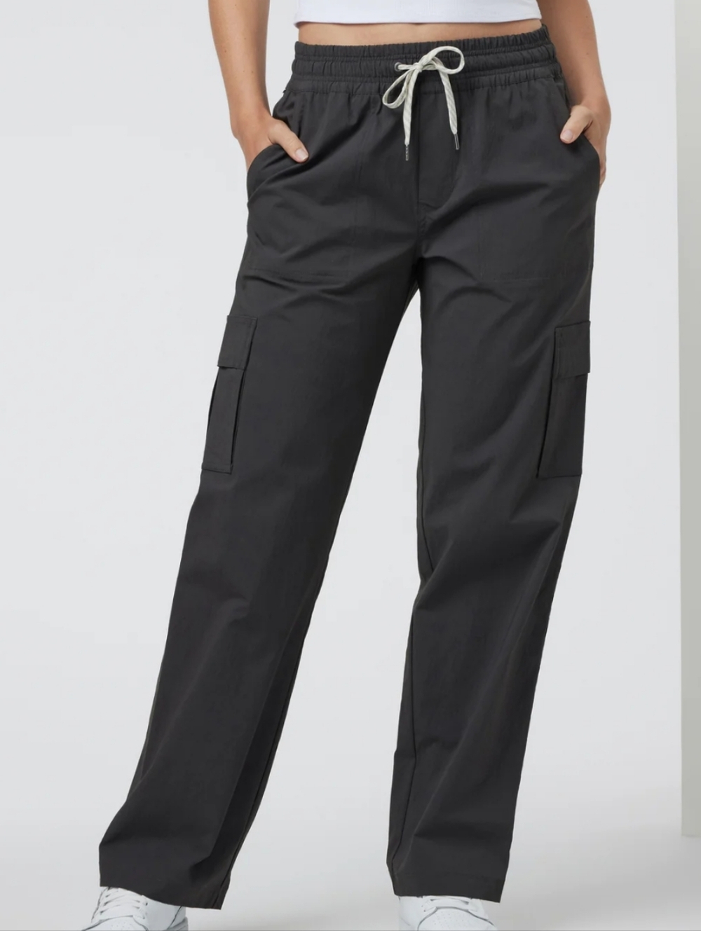 Vuori Birch Cargo Pant Vintage Black NWT